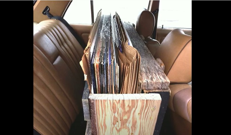 Back Seat Glass Rack